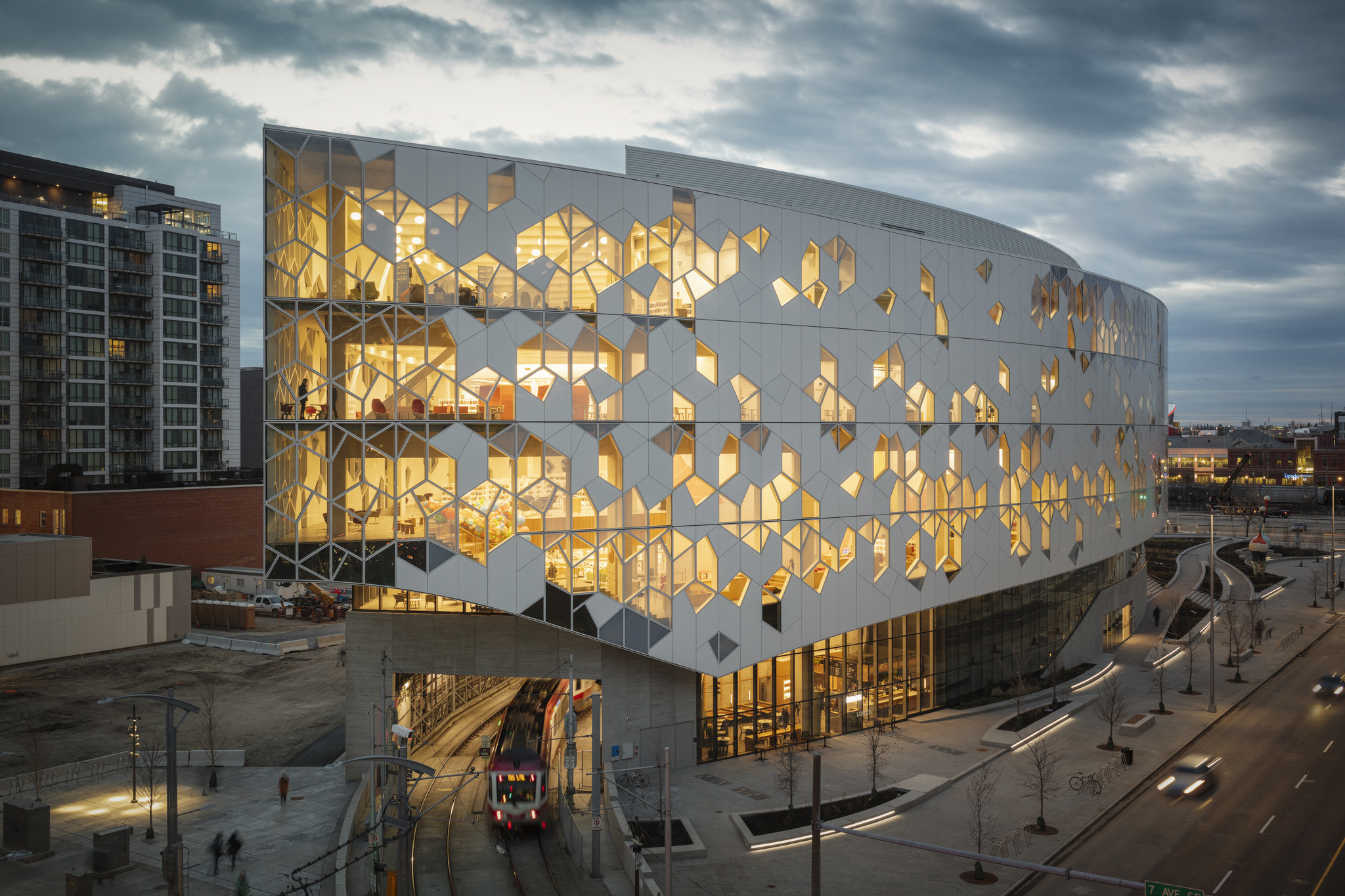 Calgary's new Central Library - Snøhetta